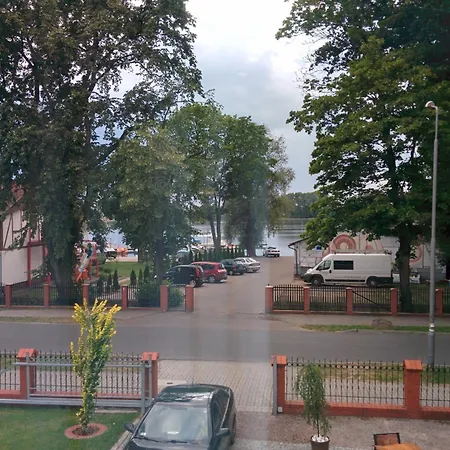 Nad Jeziorem Penzion