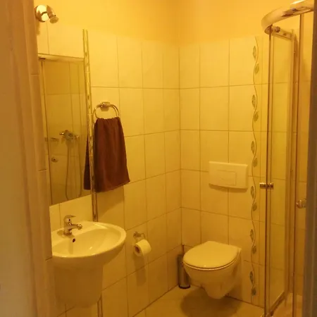 Nad Jeziorem Pensionat 3*