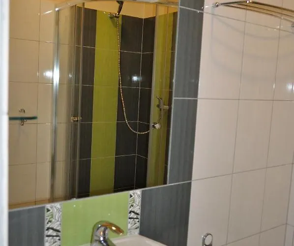 Nad Jeziorem Pensión Myślibórz